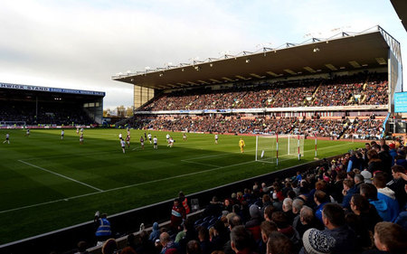 发展中扮演 发展中扮演